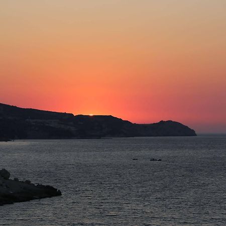 Arya Hotel Karaburun Karaburun  Exteriör bild
